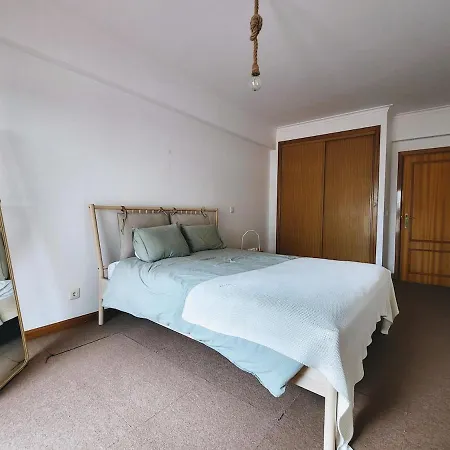 Work & Surf Oasis Free Parking Apartment